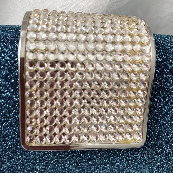 🔥HOST PICK🔥AQUAMARINE COCKTAIL BAG w/ JEWELED CLASP & DETACHABLE CHAIN STRAP - Picture 8 of 10